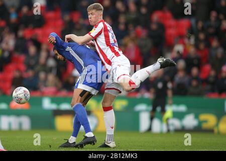 Stoke On Trent, Großbritannien. Februar 2020. Während des EFL Sky Bet Championship Matches zwischen Stoke City und Cardiff City im BET365 Stadium, Stoke-on-Trent, England am 22. Februar 2020. Foto von Jurek Biegus. Nur redaktionelle Nutzung, Lizenz für kommerzielle Nutzung erforderlich. Keine Verwendung bei Wetten, Spielen oder einer einzelnen Club-/Liga-/Spielerpublikationen. Kredit: UK Sports Pics Ltd/Alamy Live News Stockfoto