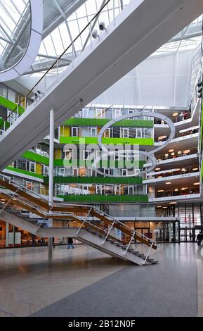 Innenbereich, Eingangsbereich, UNILEVER Deutsche Zentrale, Bürokomplex, das beste Bürogebäude der Welt im Jahr 2009, Grasbrook, HafenCity Hafenstadt, Bezirk Mitte, Hamburg, Deutschland, Europa Stockfoto