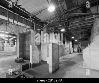 Fundamente im Gasmotorenzentrum in Unterwellenborn, Saalfeld-Rudolstadt, Thüringen, Deutschland Stockfoto