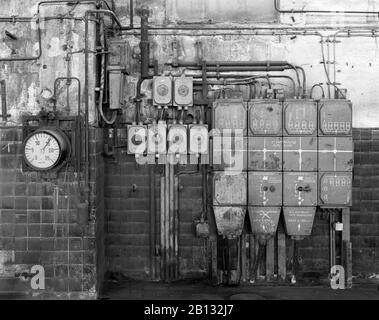 Schaltanlage im Gasmotorencenter in Unterwellenborn, Saalfeld-Rudolstadt, Thüringen, Deutschland Stockfoto