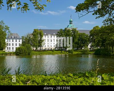 Schlossstrand von Gottorf mit Kavaliershaus, Schleswig-Holstein, Schleswig-Holstein, Deutschland Stockfoto