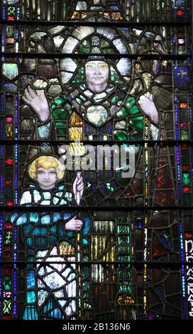 Glasfenster von Harry Clarke in der Honan-Kapelle Stockfoto