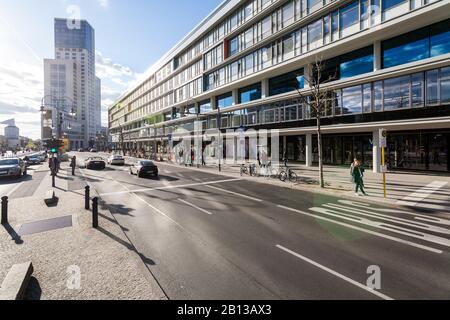 Waldorf Astoria und Bikini House in der Budapester Straße, Charlottenburg, Berlin, Deutschland, Europa Stockfoto