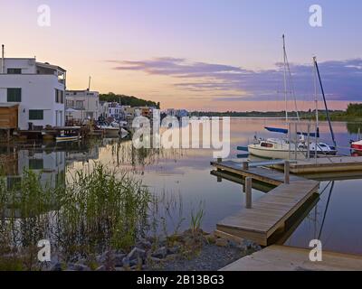 Lagune Kahnsdorf am Hainer See, Landkreis Leipzig, Sachsen, Deutschland Stockfoto