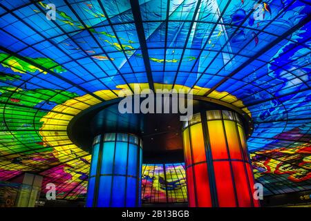 Der Lichtkuppel in der Formosa Boulevard Station in Kaohsiung Taiwan Stockfoto