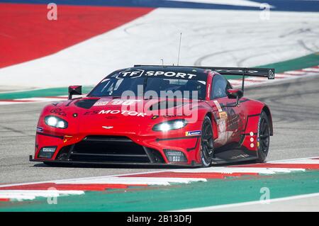 Austin, Texas, USA. Februar 2020. TF SPORT Salih Yoluc (Fahrer 1), Charles Eastwood (Fahrer 2) und Jonathan Adam (Fahrer 3) LMGTE AM #90 mit dem Aston Martin Vantage AMR beim Practice 1-FIA WEC Lone Star Le Mans, Circuit of The Americas in Austin, Texas. Mario Cantu/CSM/Alamy Live News Stockfoto