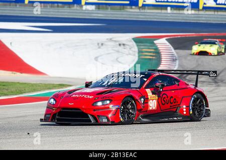 Austin, Texas, USA. Februar 2020. TF SPORT Salih Yoluc (Fahrer 1), Charles Eastwood (Fahrer 2) und Jonathan Adam (Fahrer 3) LMGTE AM #90 mit dem Aston Martin Vantage AMR beim Practice 1-FIA WEC Lone Star Le Mans, Circuit of The Americas in Austin, Texas. Mario Cantu/CSM/Alamy Live News Stockfoto