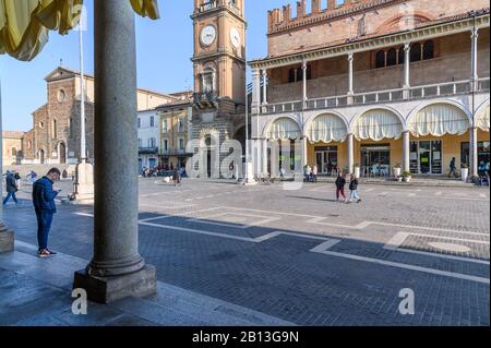 Piazza del Popolo / Piazza della Libertà, Faenza, Emilia Romagna, Italien Stockfoto