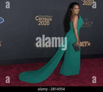 Angela Bassett kommt am Samstag, den 22. Februar 2020, im Pasadena Civic Auditorium in Pasadena, CA zu den 51. NAACP Image Awards. (Foto Von Sthanlee B. Mirador/Sipa USA) Stockfoto