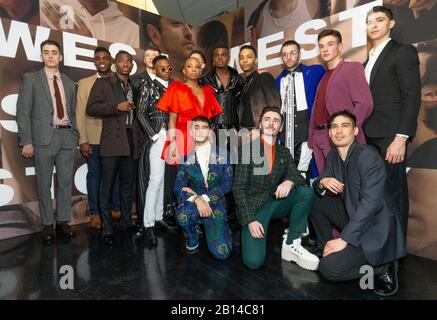 New York, NY - 20. Februar 2020: Darsteller von Jet betreut die "West Side Story"-Wiederbelebung von Broadway-Musical-Eröffnungs-Nacht nach der Party im IAC Building Stockfoto