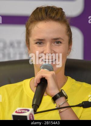 Doha, Katar. Februar 2020. Elina Svitolina aus der Ukraine nimmt an einer Pressekonferenz vor dem Tennisturnier der WTA Katar Open 2020 in Doha, Katar, 23. Februar 2020 Teil. Kredit: Nikku/Xinhua/Alamy Live News Stockfoto