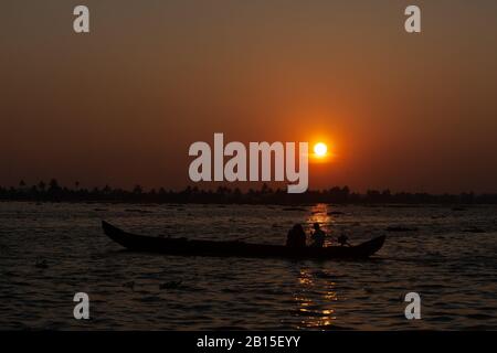 Abend am hinteren Wasser von Alappuzha Alleppy Stockfoto