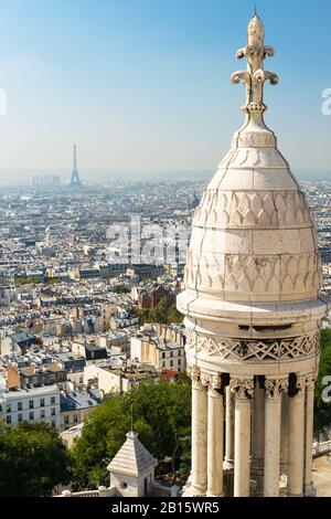 Blick auf Paris vom Sacre Coeur im Montmartre Hügel Stockfoto