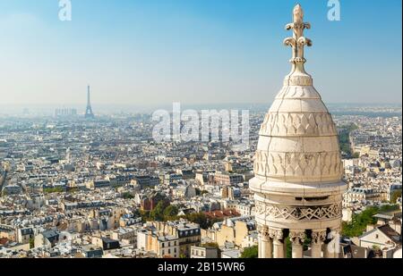 Blick auf Paris vom Sacre Coeur im Montmartre Hügel Stockfoto