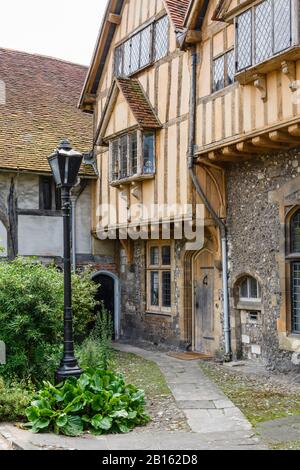 Tudor Gebäude Cheyney Court in der historischen Ciy von Winchester, Hampshire, England Stockfoto