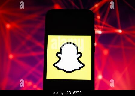 23. Februar 2020, Polen: In dieser Abbildung wird ein Snapchat-Logo auf einem Smartphone angezeigt. (Bild: © Omar Marques/SOPA Bilder über ZUMA Draht) Stockfoto