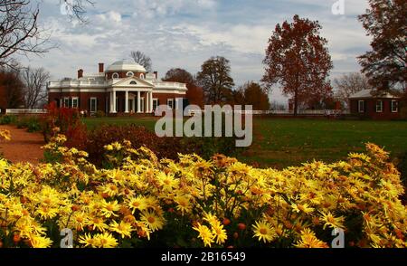 Thomas Jeffersons Residenz in Monticello bei charlottesville Virginia an einem sonnigen Tag Stockfoto