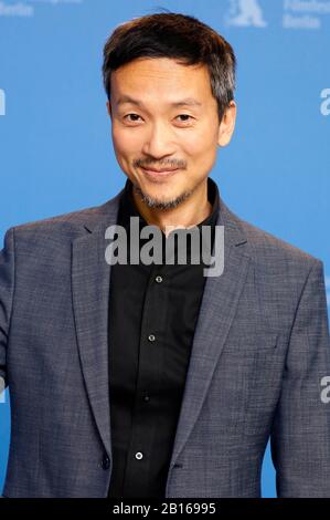 Berlin, Deutschland. Februar 2020. Orion Lee bei der Fotocall for "First Cow" auf der Internationalen Filmfestspiele der Berlinale 2020/70 im Hotel Grand Hyatt. Berlin, 22. Februar 2020 - weltweite Nutzung Credit: Dpa / Alamy Live News Stockfoto