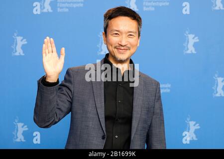 Berlin, Deutschland. Februar 2020. Orion Lee bei der Fotocall for "First Cow" auf der Internationalen Filmfestspiele der Berlinale 2020/70 im Hotel Grand Hyatt. Berlin, 22. Februar 2020 - weltweite Nutzung Credit: Dpa / Alamy Live News Stockfoto