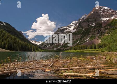 Crater Lake, Colorado in der Nähe von Maroon Bells. Stockfoto