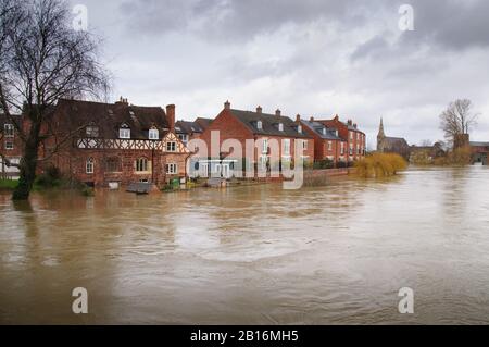 Fluss Severn überschwemmt in Shrewsbury, Shropshire, England. Februar 2020 Stockfoto