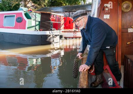 Cala Homes, Linlithgow, Canal Centre, Union Canal, Volunteer Mike Smith Stockfoto