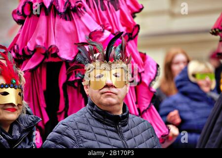 Sonntag, 23. Februar 2020: Karneval in Lodz in Lodz: Großer Umzug entlang der Piotrkowska-Straße am letzten Karnevalswochenende Stockfoto