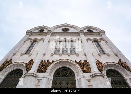 Vorderseite der Kathedrale von Christus, dem Erlöser oder der St Saviors Cathedral, Moskau, Russische Föderation Stockfoto