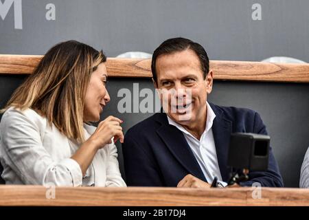 Rio De Janeiro, Brasilien. Februar 2020. João Dória, Gouverneur von São Paulo, der beim letzten Spiel der Open Rio 2020 im Jockey Club von Rio de Janeiro an diesem Sonntag (23.) anwesend war. Kredit: Nayra Halm/FotoArena/Alamy Live News Stockfoto