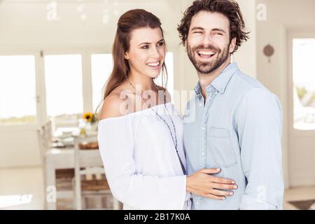 Porträt des glücklichen Paares Stockfoto