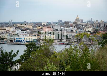 Kuba, Havanna, Alt Havanna von der Habana del Este Stockfoto