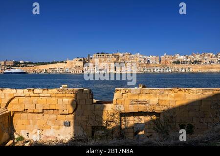 Malta, Valletta, Blick auf die Stadt von der Birgu-Seite Stockfoto