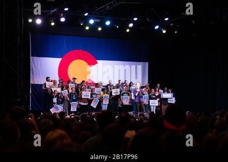 Denver, Vereinigte Staaten. Februar 2020. Elizabeth Warren spricht bei ihrer Wahlkampfveranstaltung im Fillmore Auditorium in Denver, Colorado, mit den Unterstützern. Credit: The Photo Access/Alamy Live News Stockfoto