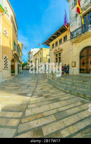 Spanien, Mallorca, Alcudia, Blick auf die Altstadt Stockfoto