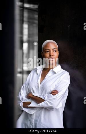 Porträt von zuversichtlich Geschäftsfrau Stockfoto