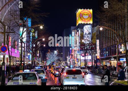 Susukino ist einer der großen Rotlichtviertel in Japan Stockfoto