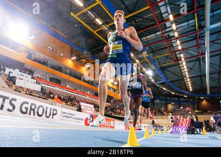 Apeldoorn, Niederlande. Februar 2020. Apeldoorn, 23-02-2020, Omnisport Apeldoorn, Herren 3000m Finale, Saison 2019/2020. Mike Foppen beim NK Atletiek 2020 Indoor Credit: Pro Shots/Alamy Live News Stockfoto