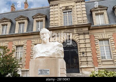 Pasteur pleite vor dem Institut Pasteur in Paris Stockfoto