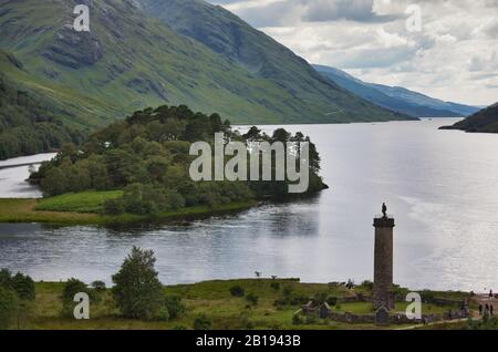 Glenfinnan Monument am Kopf von Loch Shiel, Lochaber, Highlands, Schottland Stockfoto