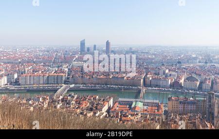 Stadtbild von Lyon, Blick auf großen Turm, Frankreich Stockfoto