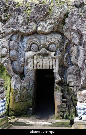 Gianyar, Bali Island, Indonesien. Mai 2019. Goa Gajah, die berühmte Touristenattraktion, ist eine bedeutende hinduistische archäologische Stätte. Stockfoto