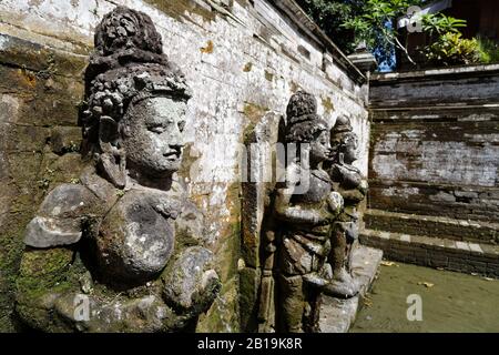 Gianyar, Bali Island, Indonesien. Mai 2019. Goa Gajah, die berühmte Touristenattraktion, ist eine bedeutende hinduistische archäologische Stätte. Stockfoto