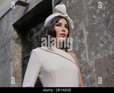 Italien. Februar 2020. Mode-Blogger und Models Street Style Outfit vor und nach Dolce & Gabbana Modenschau während der Mailänder Modenwoche Herbst/Winter 2020/2021 (Foto von Luca Ponti/Pacific Press) Credit: Pacific Press Agency/Alamy Live News Stockfoto