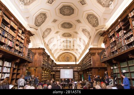 Roma, Italien. Februar 2020. Pressekonferenz zur Präsentation der Ausstellung "Raffaello" in MiBACT, Ministerium für Kulturerbe und Aktivitäten und Tourismus (Foto von Matteo Nardone/Pacific Press) Credit: Pacific Press Agency/Alamy Live News Stockfoto