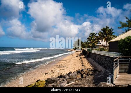 Landschaftsfoto eines ruhigen Strandes auf der Insel Réunion im Indischen Ozean Stockfoto