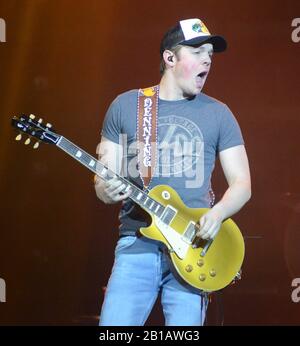 13. Februar 2020: Country-Sänger Travis Denning tritt auf Der Sylvee in Madison, Wisconsin auf. Ricky Bassman/CSM Stockfoto