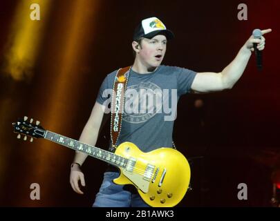 13. Februar 2020: Country-Sänger Travis Denning tritt auf Der Sylvee in Madison, Wisconsin auf. Ricky Bassman/CSM Stockfoto