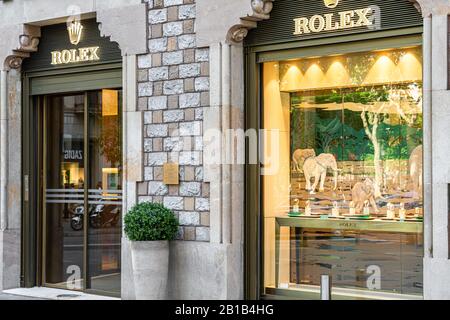 Barcelona, SPANIEN - 03. JUNI 2019: Gegründet 1905 Rolex SA und deren Tochtergesellschaft Montres Tudor SA Design, Herstellung, Vertrieb und Service Armbanduhr Stockfoto