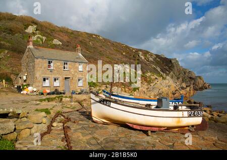 Fischerboote an der Penberth Cove Stockfoto