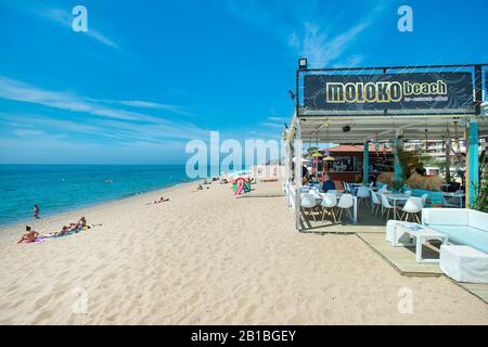 Strandbar in Pineda de Mar, Barcelona, Spanien Stockfoto